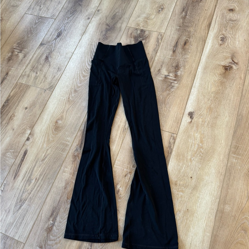 Offline Real Me Xtra Bootcut Black Flared Leggings size small